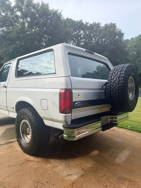 1996 Ford Bronco 5th Gen - Image 6 of 18