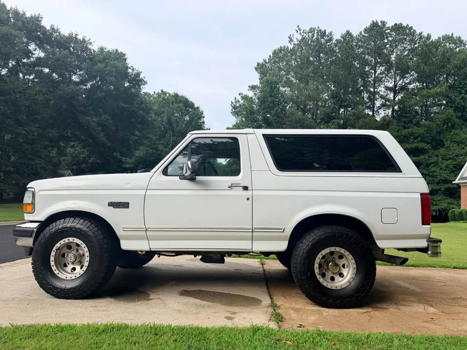 1996 Ford Bronco 5th Gen - Image 3 of 18