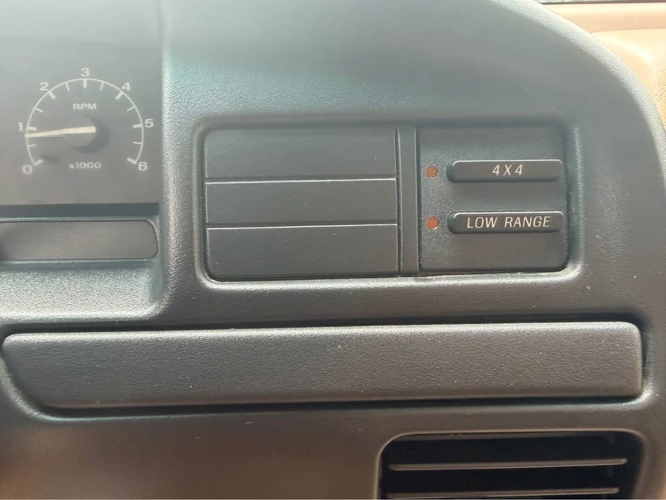 1996 Ford Bronco 5th Gen - Image 15 of 18