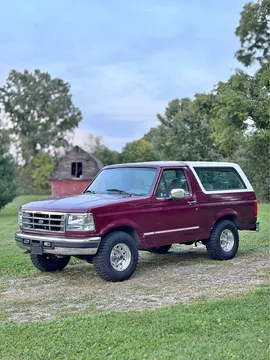1996 Ford Bronco XLT