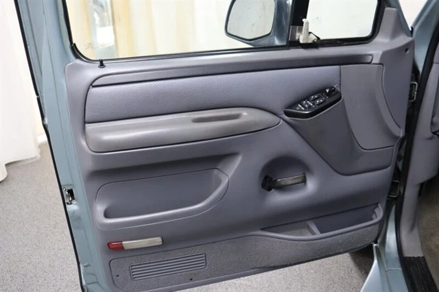 1996 Ford Bronco 5th Gen - Image 18 of 20