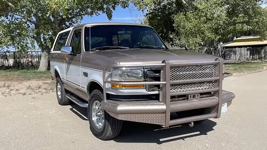 1996 Ford Bronco 5th Gen - Image 4 of 9