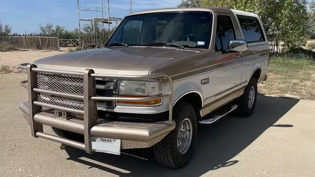 1996 Ford Bronco XLT
