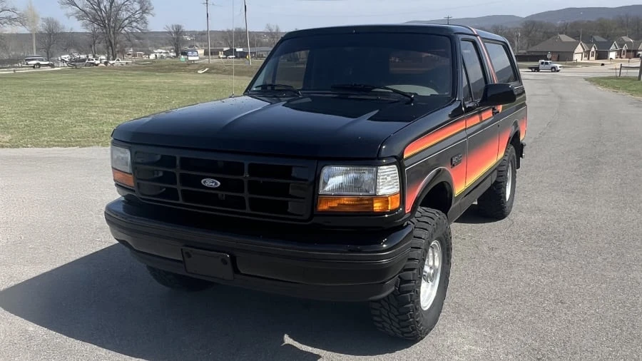 1996 Ford Bronco 5th Gen - Image 11 of 20