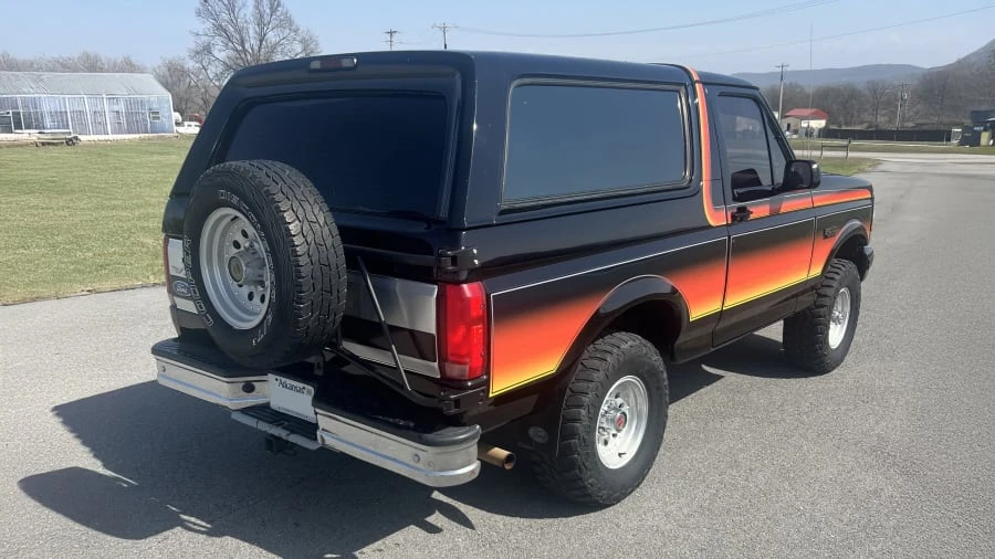 1996 Ford Bronco 5th Gen - Image 10 of 20