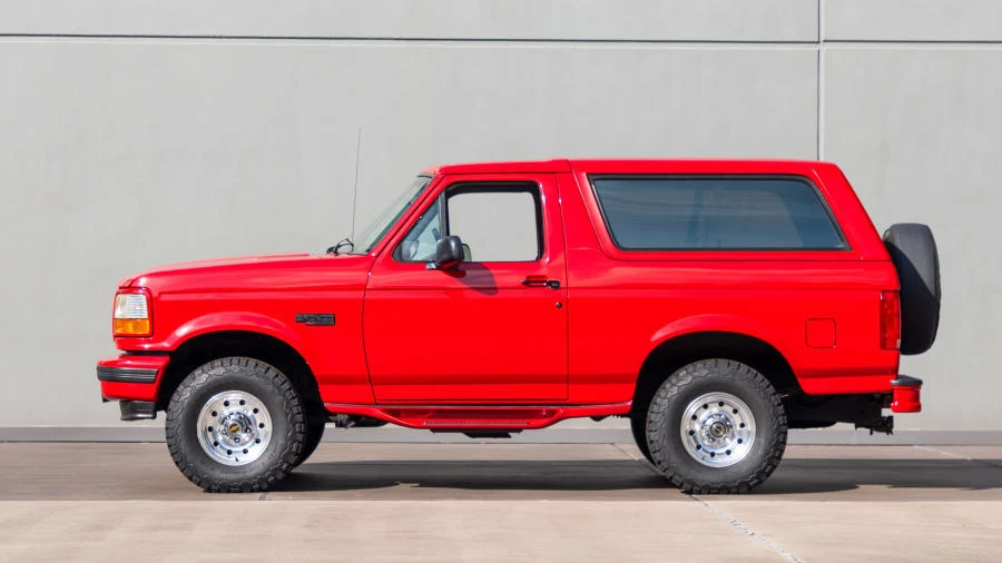 1996 Ford Bronco 5th Gen - Image 2 of 17