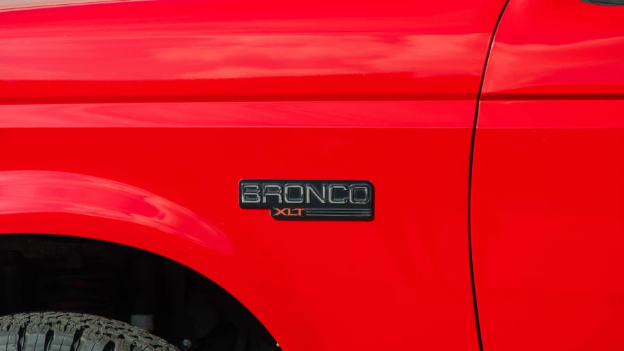 1996 Ford Bronco 5th Gen - Image 14 of 17