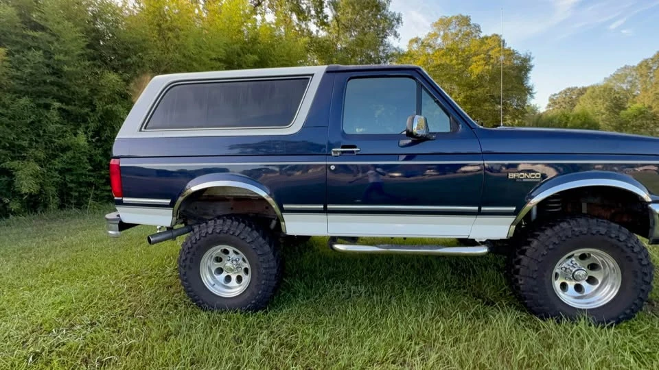1996 Ford Bronco 5th Gen - Image 5 of 19