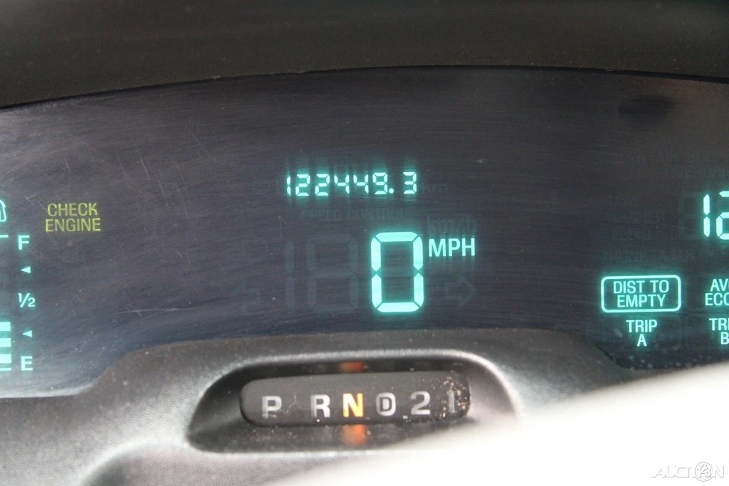 1996 Ford Crown Victoria - Image 17 of 21