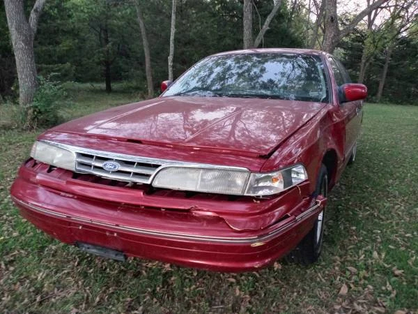 1996 Ford Crown Victoria - Image 4 of 24