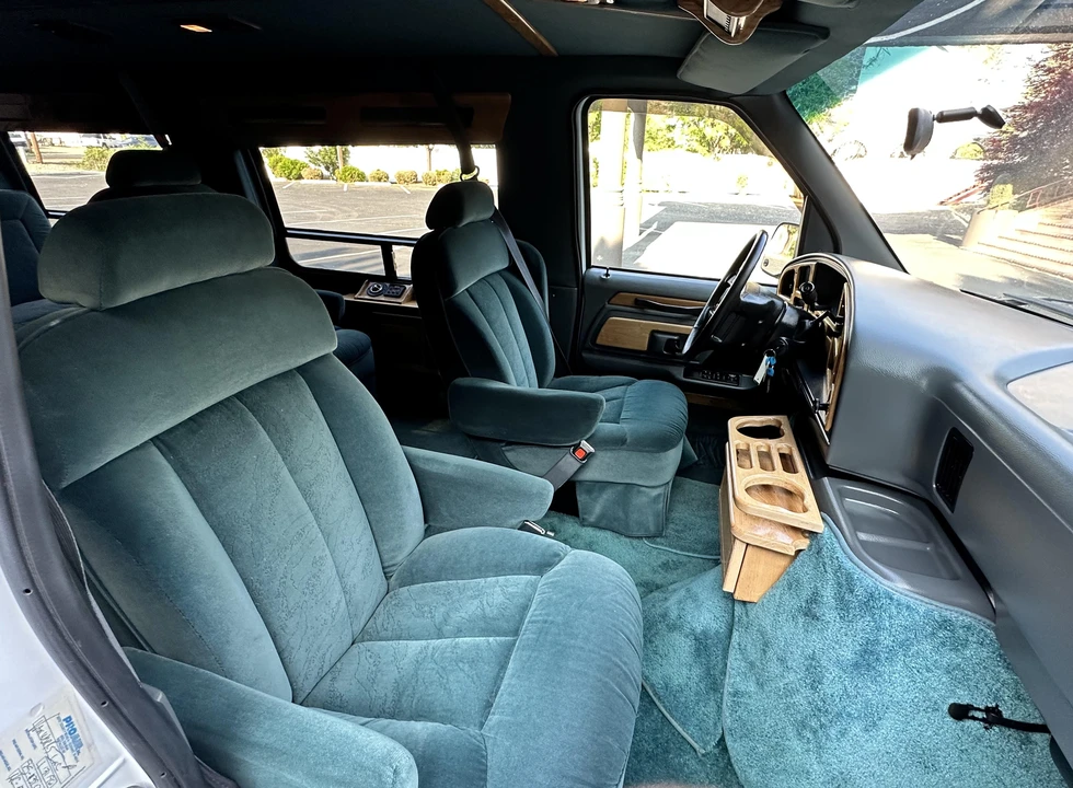 1996 Ford Econoline Van - Image 30 of 31