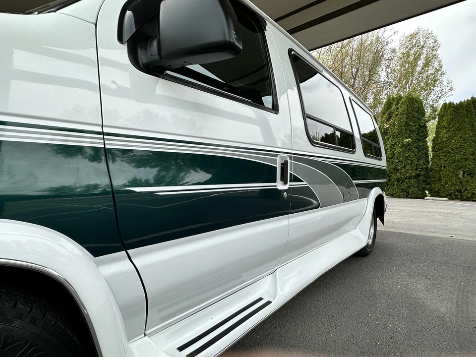 1996 Ford Econoline Van - Image 15 of 31