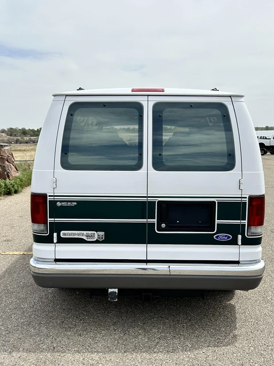 1996 Ford Econoline Van - Image 11 of 31