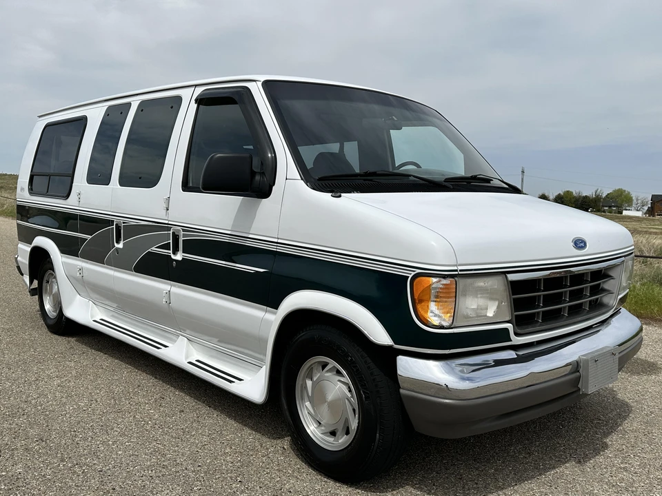 1996 Ford Econoline Van - Image 14 of 31