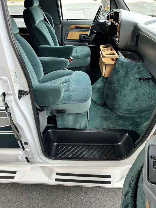 1996 Ford Econoline Van - Image 29 of 31
