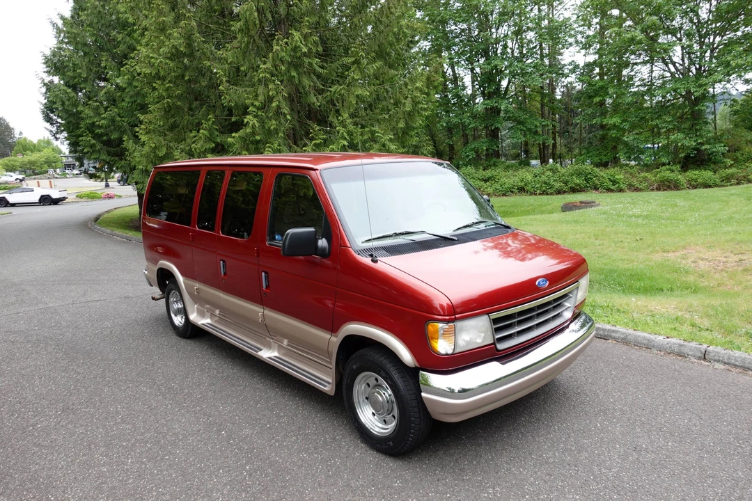 1996 Ford Econoline Van - Image 20 of 31