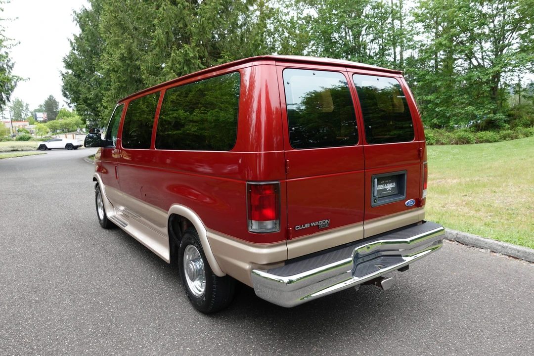 1996 Ford Econoline Van - Image 10 of 31