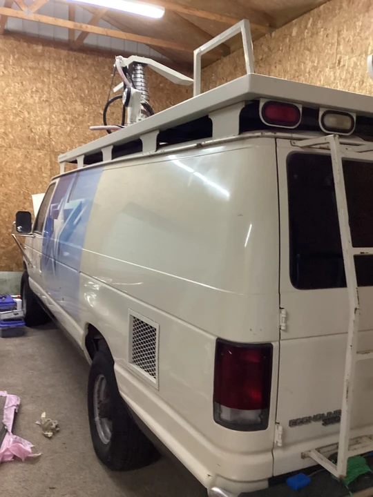 1996 Ford Econoline Van - Image 2 of 4