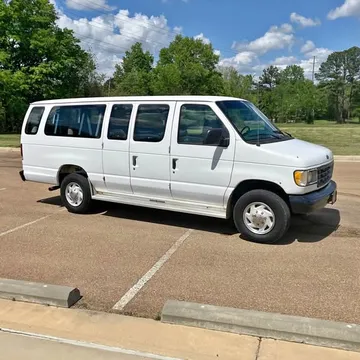 1996 Ford E150 Passenger XL Van 3D