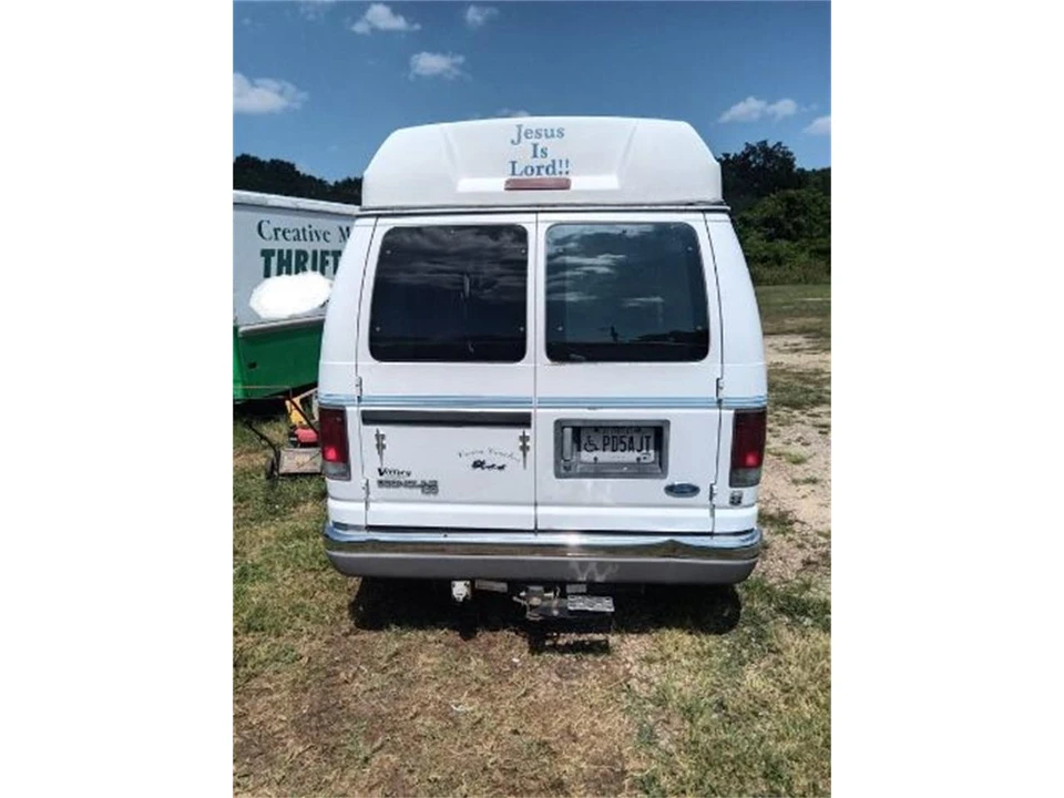 1996 Ford Econoline Van - Image 2 of 7