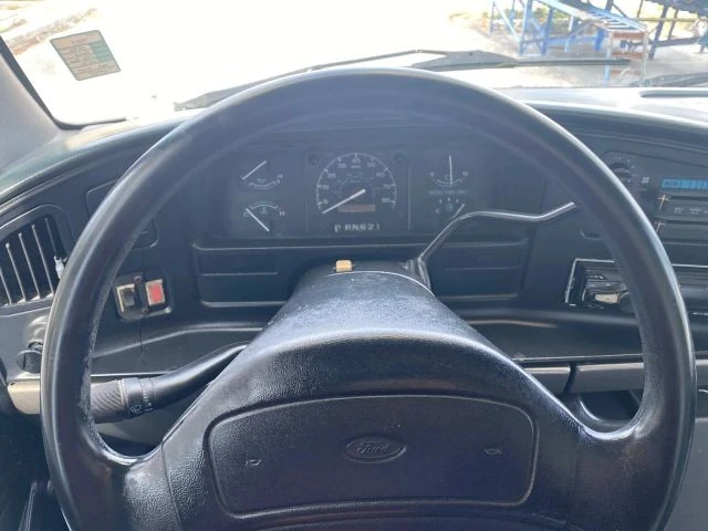 1996 Ford Econoline Van - Image 21 of 28