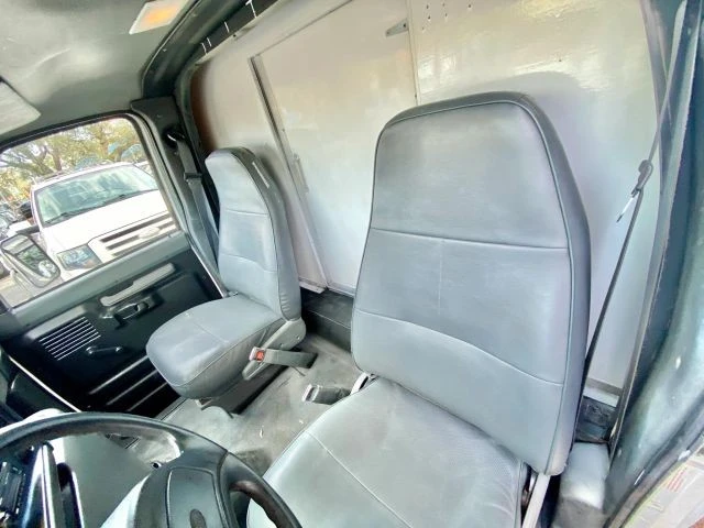 1996 Ford Econoline Van - Image 13 of 28