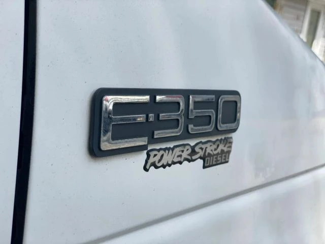 1996 Ford Econoline Van - Image 2 of 12