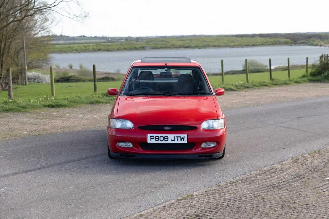 1996 Ford Escort - Image 5 of 31