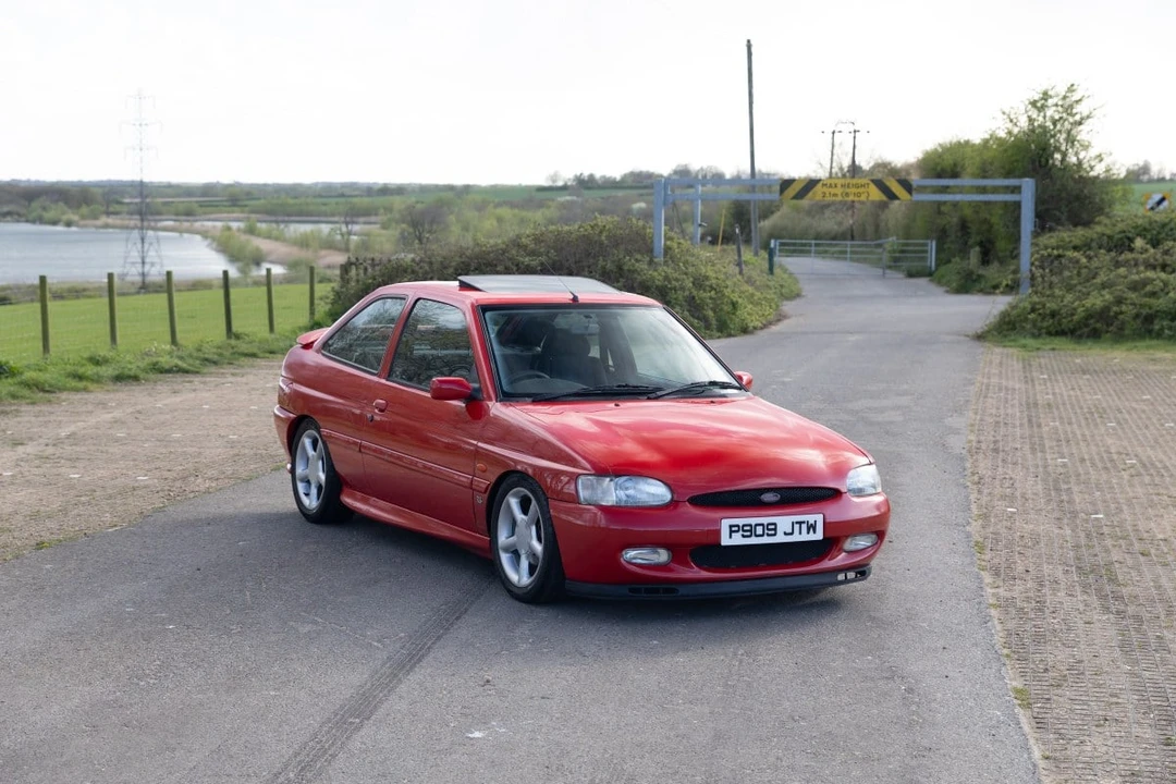 1996 Ford Escort - Image 8 of 31