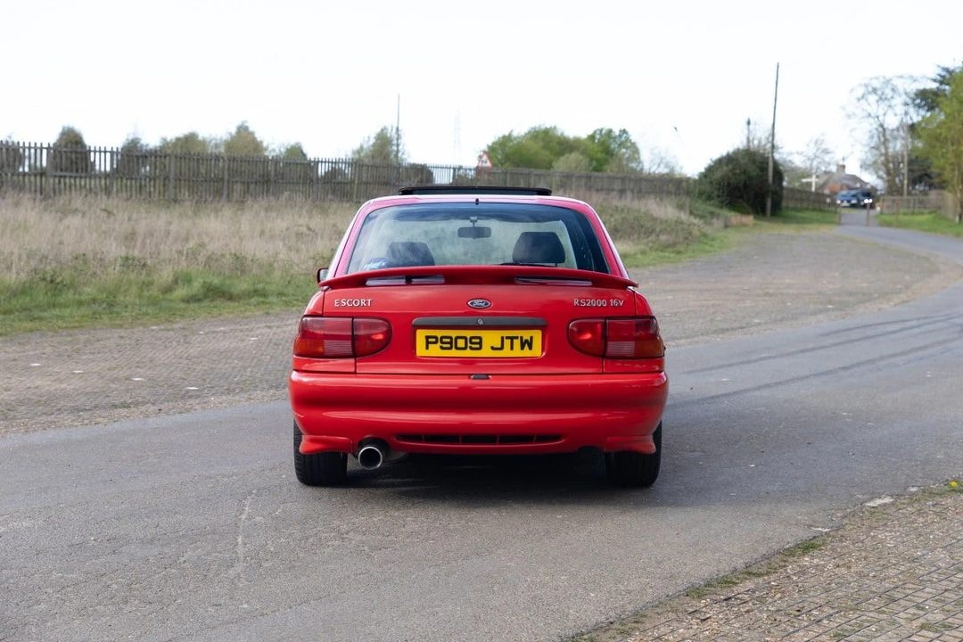 1996 Ford Escort - Image 6 of 31