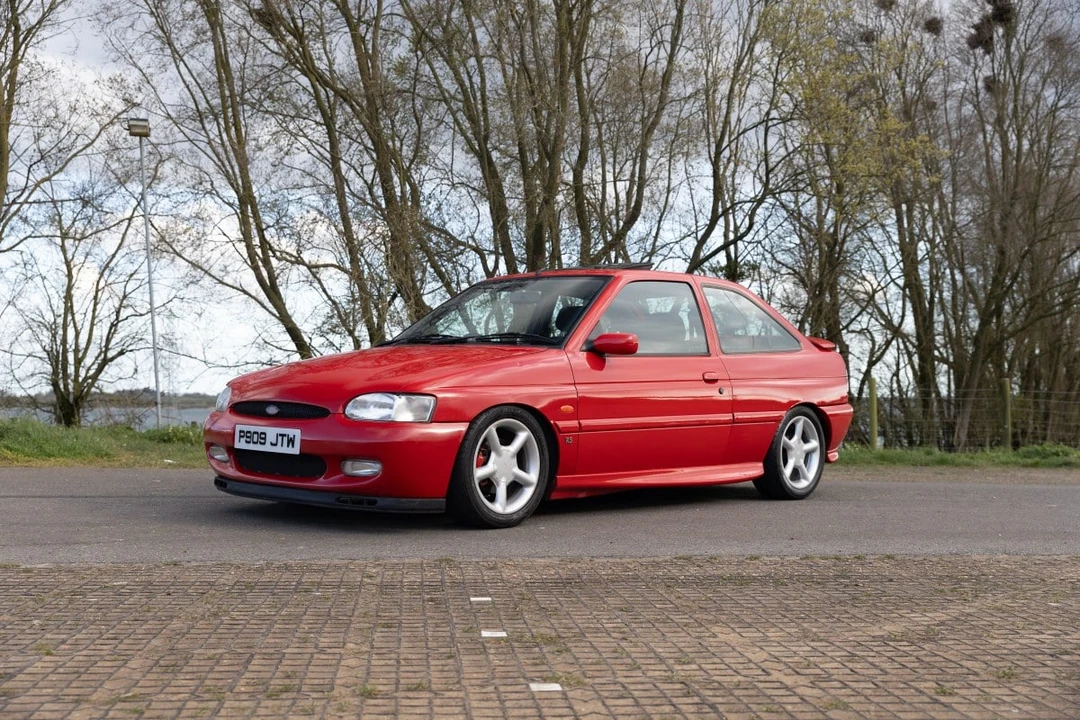1996 Ford Escort - Image 2 of 31