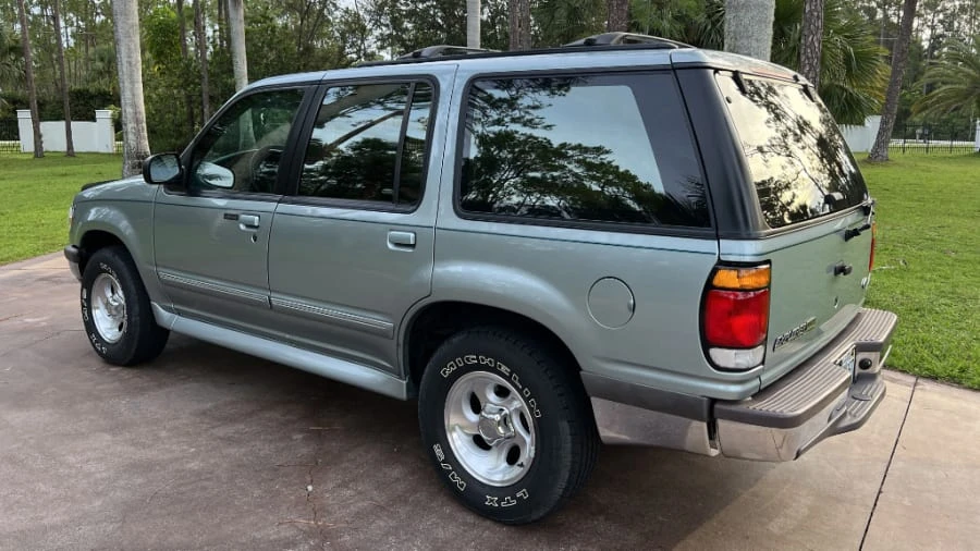 1996 Ford Explorer 2nd Gen - Image 7 of 31