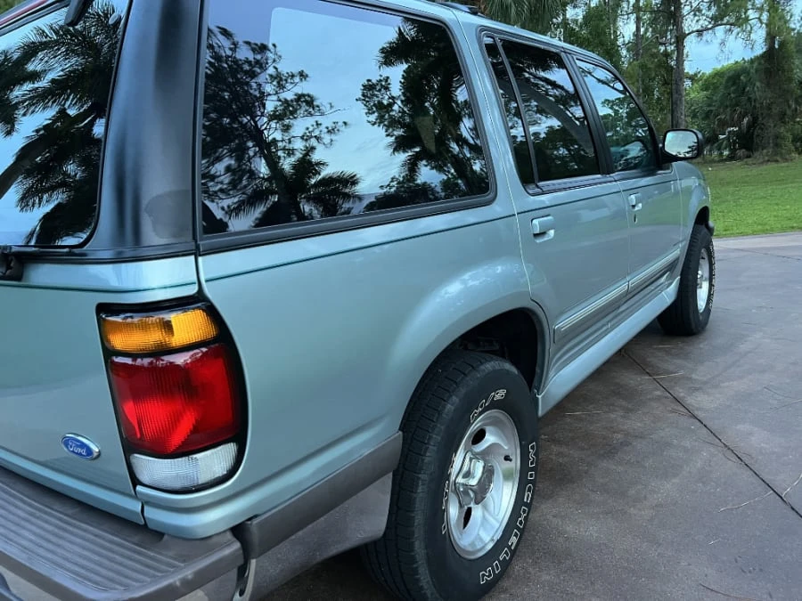 1996 Ford Explorer 2nd Gen - Image 21 of 31