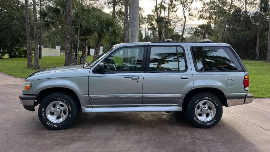 1996 Ford Explorer 2nd Gen - Image 6 of 31