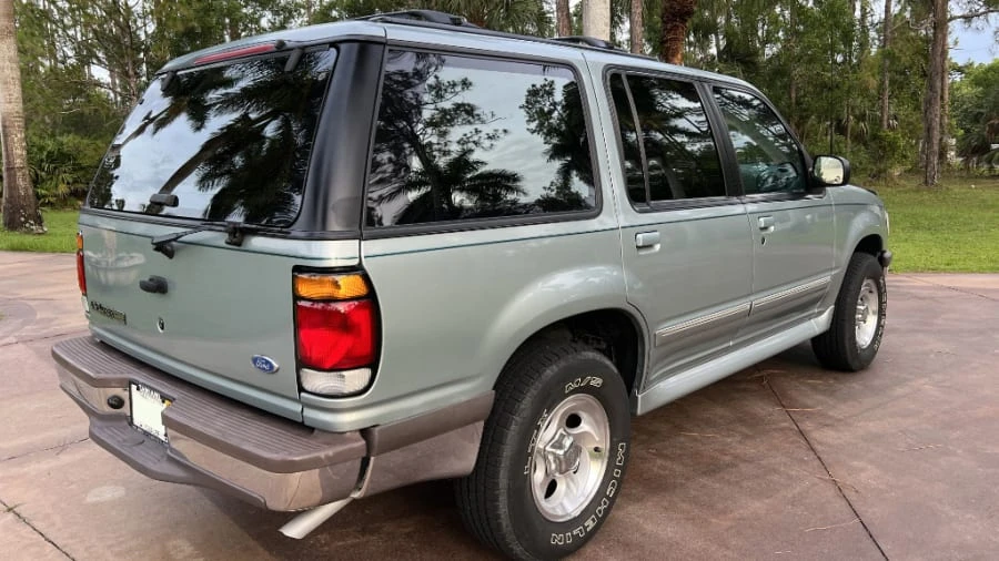 1996 Ford Explorer 2nd Gen - Image 3 of 31