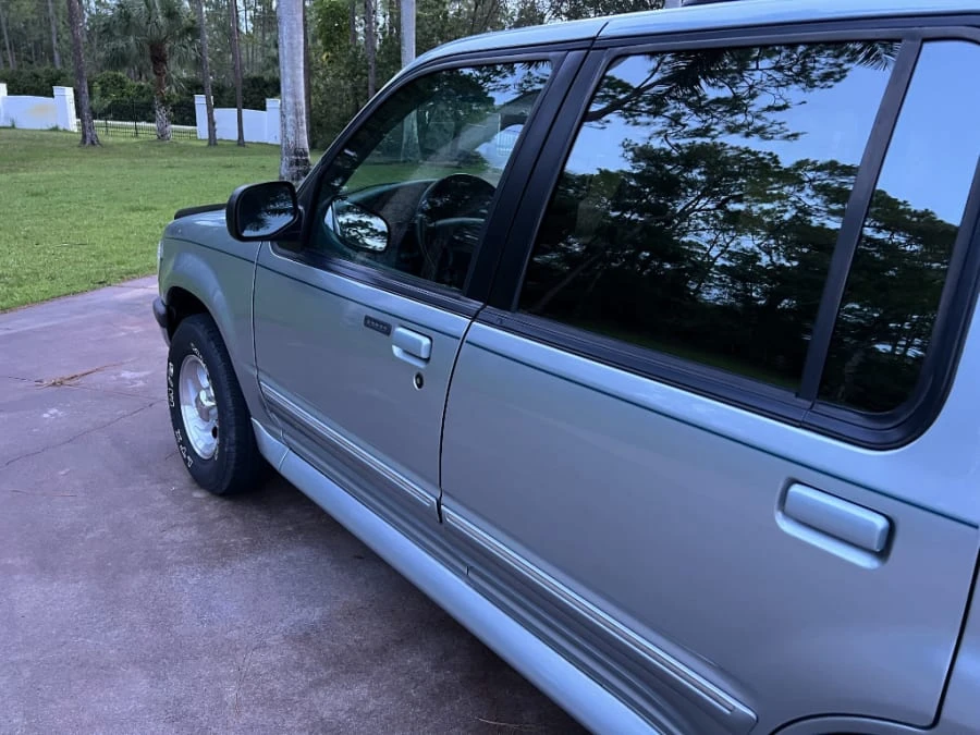 1996 Ford Explorer 2nd Gen - Image 14 of 31