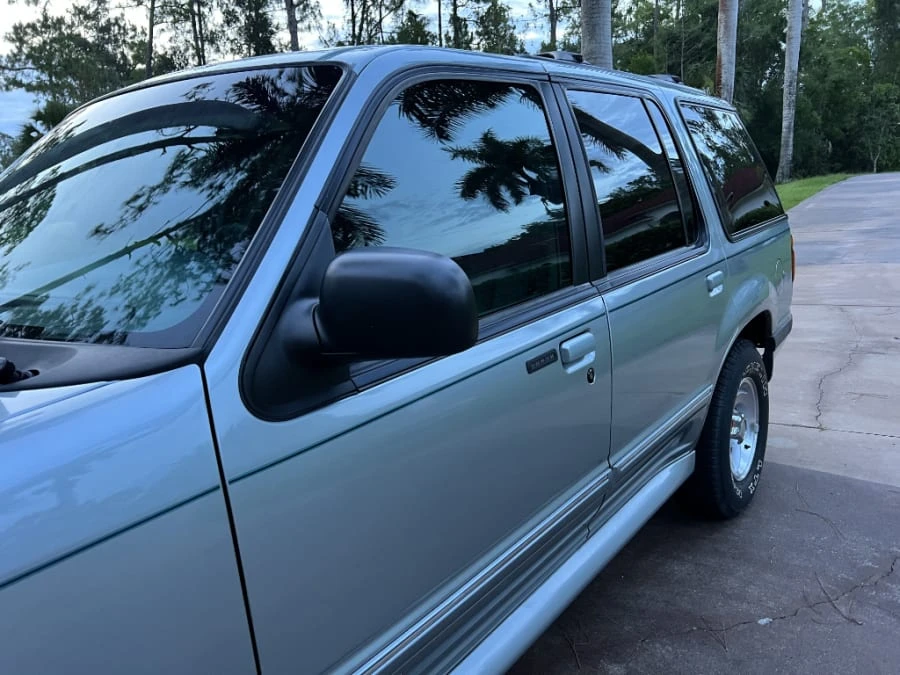 1996 Ford Explorer 2nd Gen - Image 13 of 31
