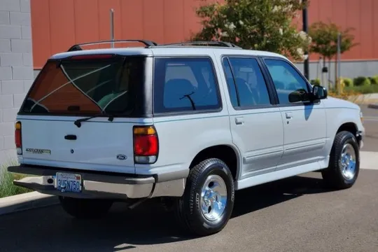 1996 Ford Explorer 2nd Gen - Image 2 of 7