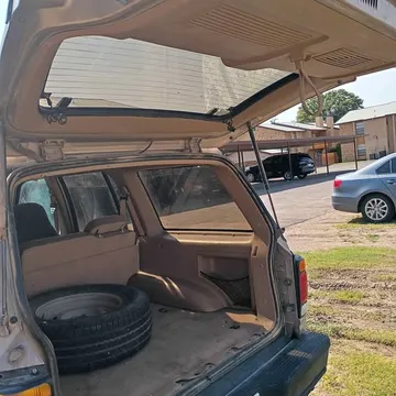 1996 Ford Explorer XLT Sport Utility 4D