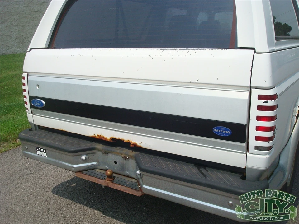 1996 Ford F-Series 9th Gen - Image 24 of 31