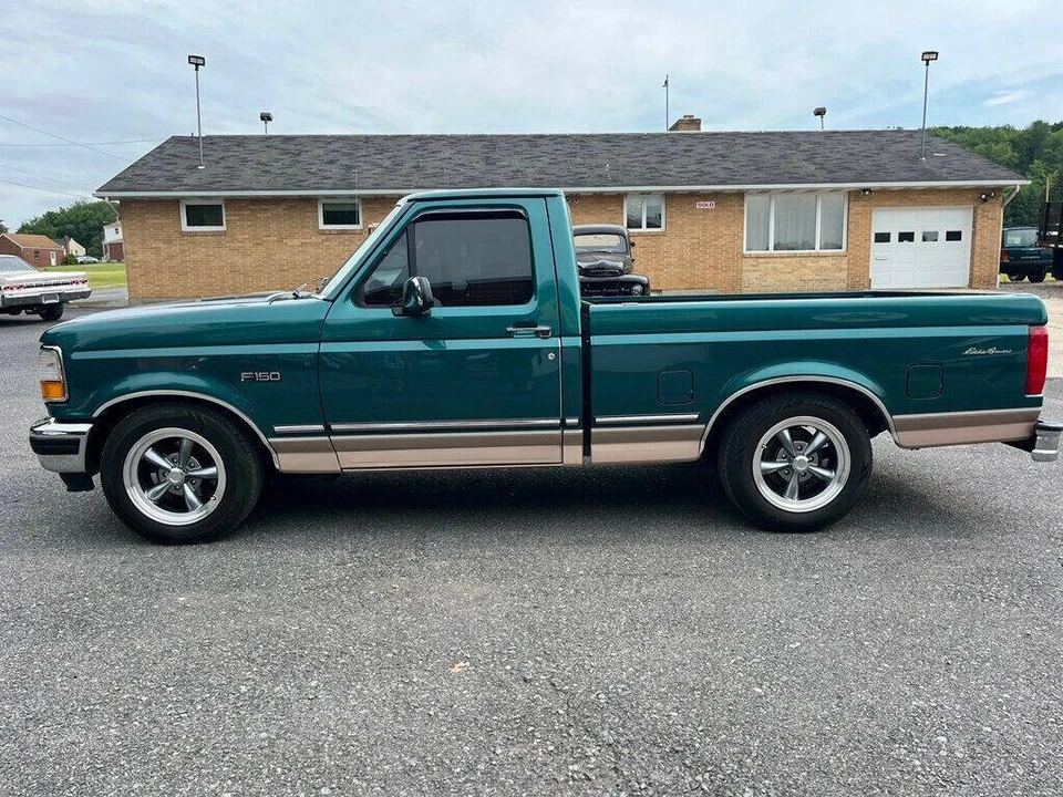1996 Ford F-Series 9th Gen - Image 24 of 31