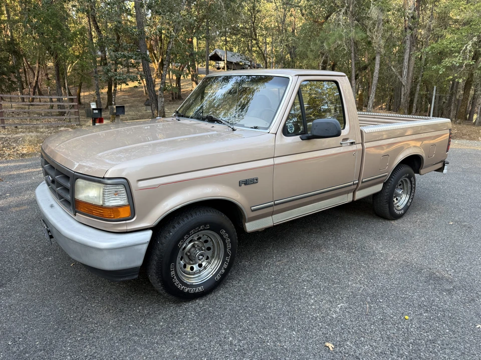 1996 Ford F-Series 9th Gen - Image 2 of 31