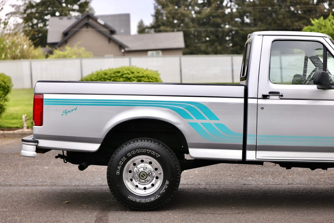 1996 Ford F-Series 9th Gen - Image 30 of 31