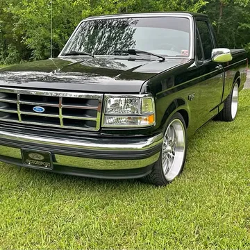 1996 Ford F-150 XL Pickup 2D 6 1/2 ft