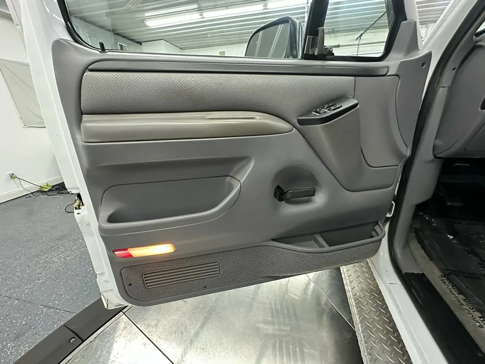 1996 Ford F-Series 9th Gen - Image 29 of 31