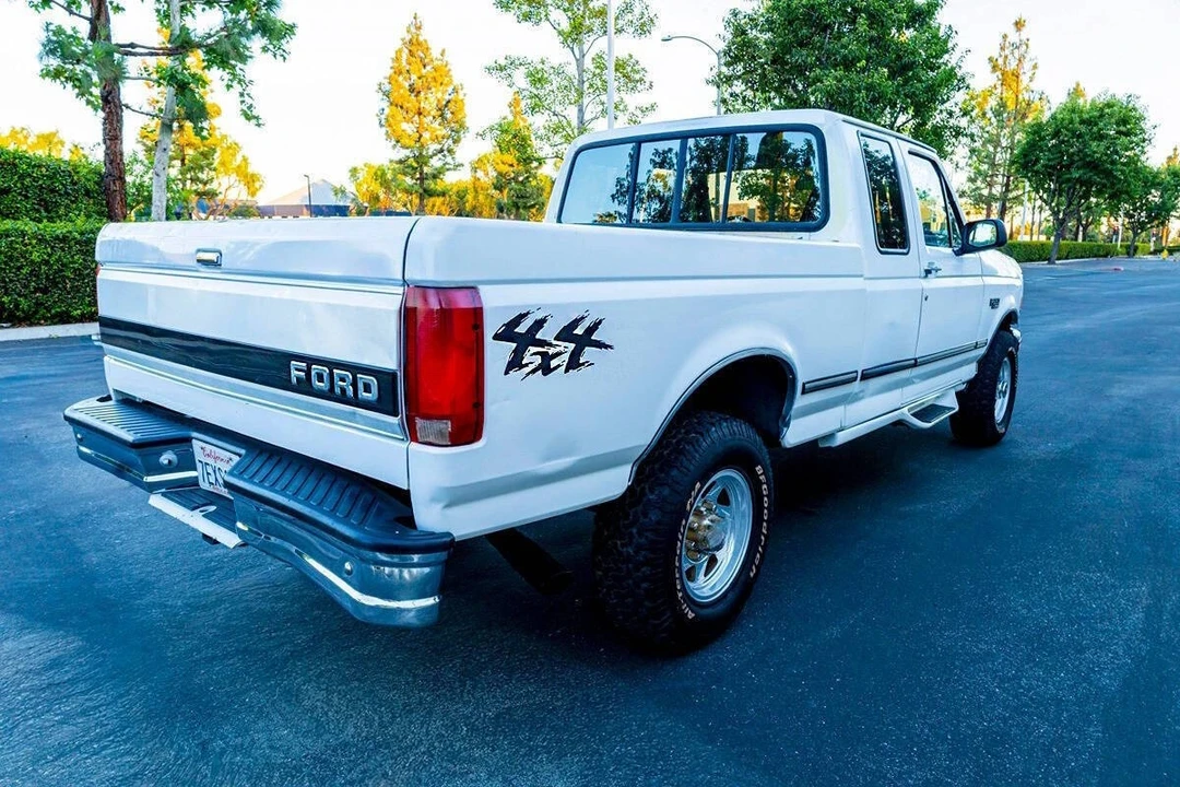 1996 Ford F-Series 9th Gen - Image 11 of 21