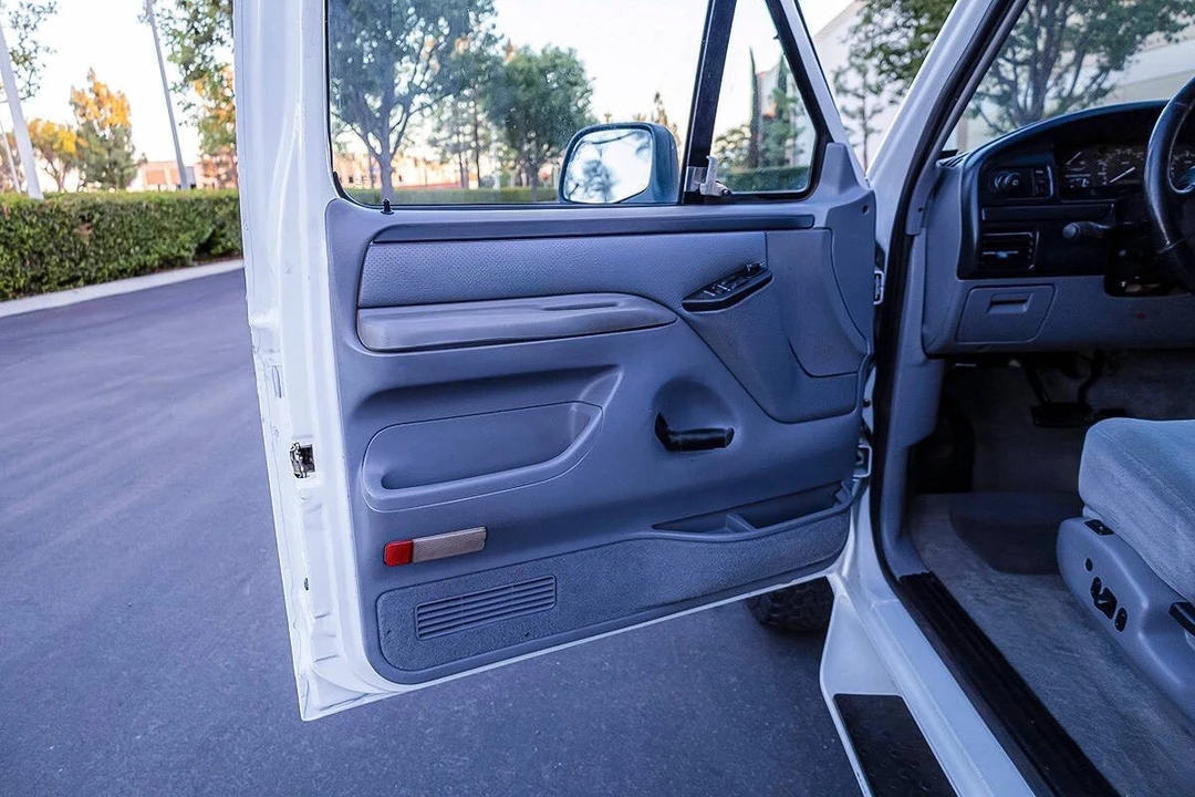 1996 Ford F-Series 9th Gen - Image 15 of 21