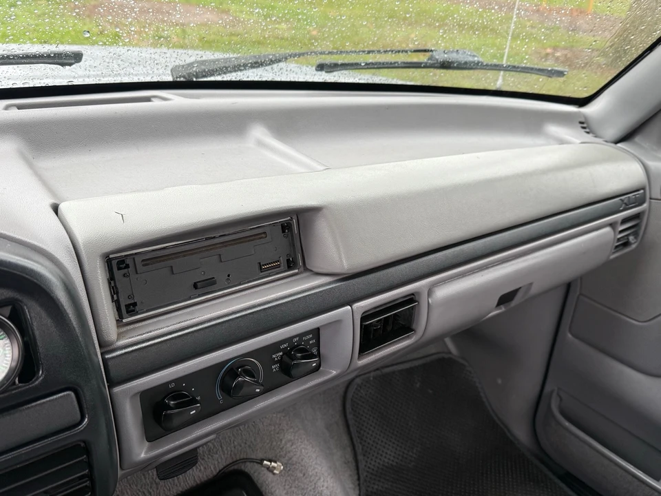 1996 Ford F-Series 9th Gen - Image 12 of 21