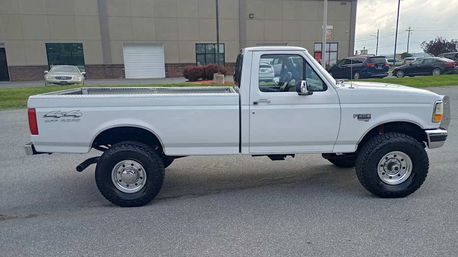 1996 Ford F-Series 9th Gen - Image 2 of 15