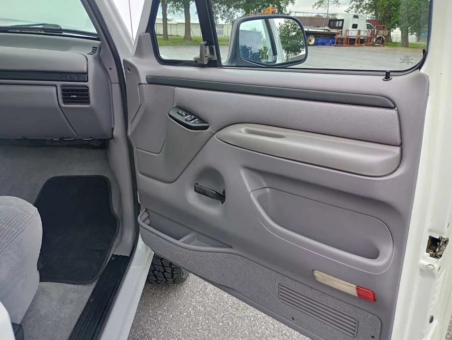 1996 Ford F-Series 9th Gen - Image 10 of 15